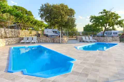 Camping Bor