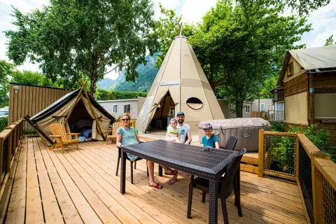 Lake Idro Glamping Boutique
