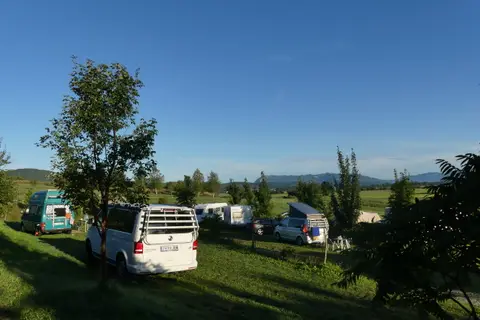 Kamp Na Meji