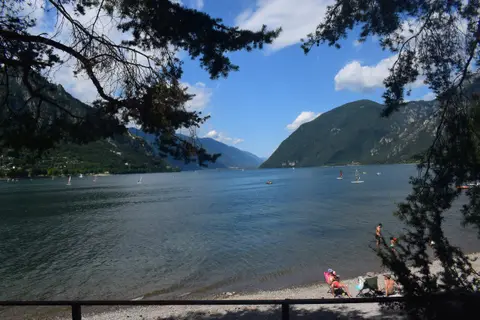 Camping Vantone Pineta