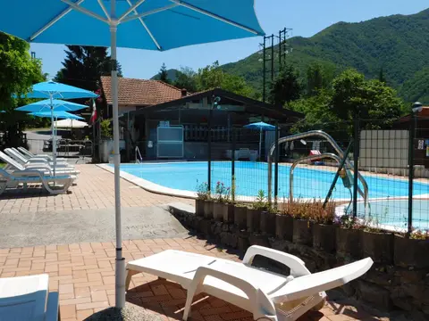 Camping CASTELLO DEI FIESCHI