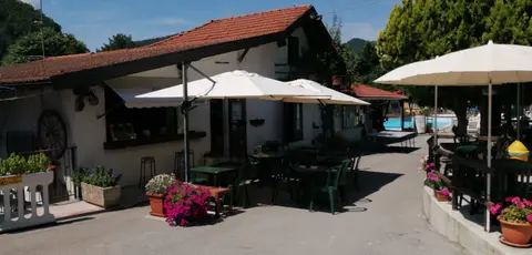 Camping CASTELLO DEI FIESCHI