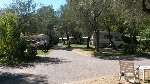 Camping Chiaro Di Luna