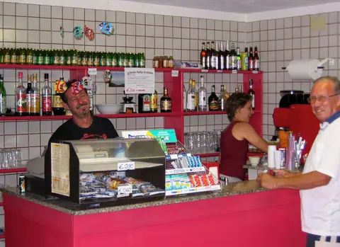 Camping Chiaro Di Luna