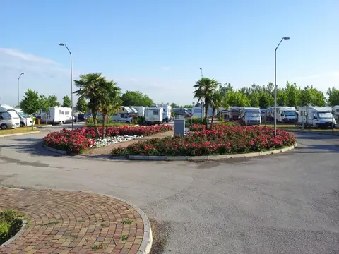 Area sosta Albatros