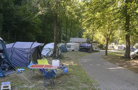 Campin Trelago