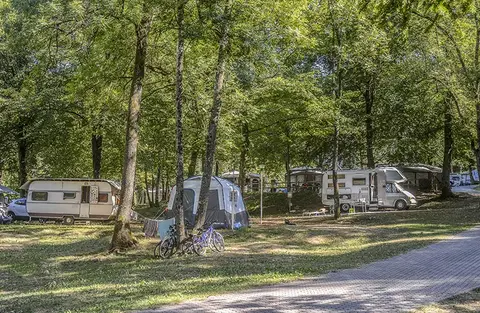 Campin Trelago
