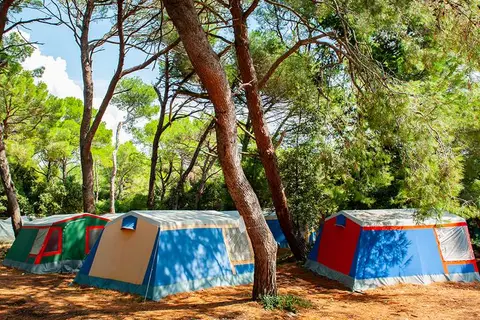 Horizonte Camp Veruda Island