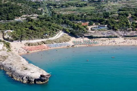 Camping Village Baia Falcone