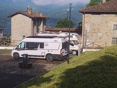 Area sosta Monte Marenzo