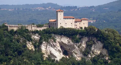 Città di Angera
