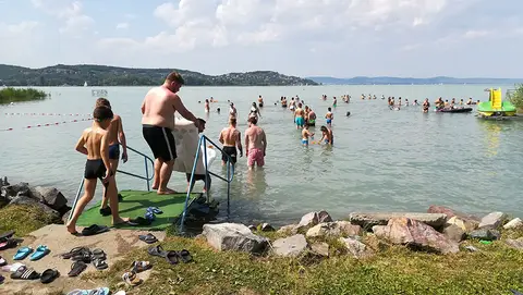 Rév Camping