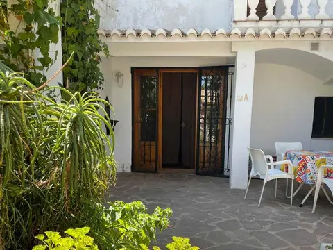 Camping Malvarrosa de Corinto