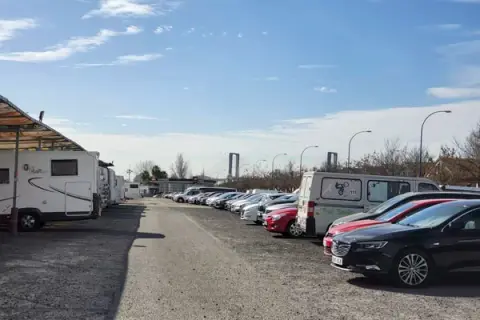 Parking Las Razas