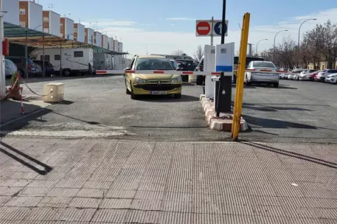 Parking Las Razas