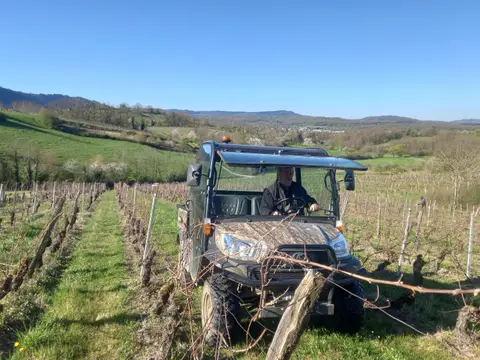 Aire Domaine Les Monts Martin