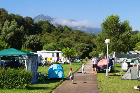 Camping Arenal de Moris