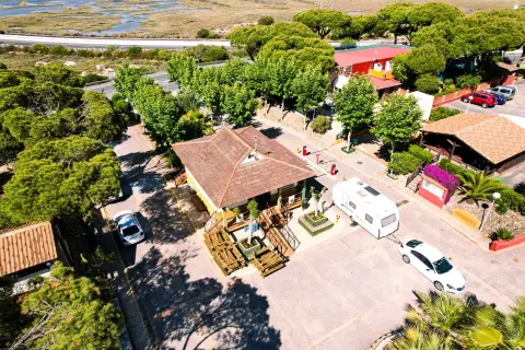 Camping Playa la Bota