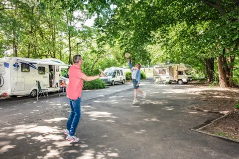Bad Salzhausen Parkplatz West Kurallee