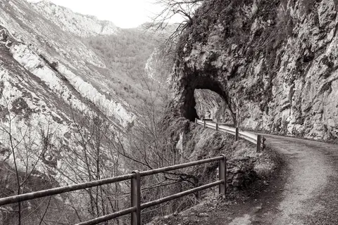 Área de Autocaravanas de Sellaño (Ponga)