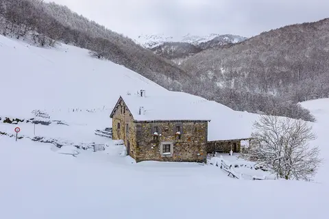 Área de Autocaravanas de Sellaño (Ponga)