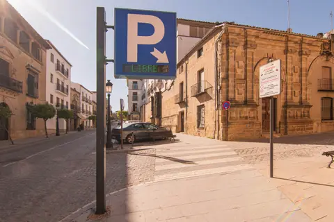Aparcamiento para autocaravanas de Baeza