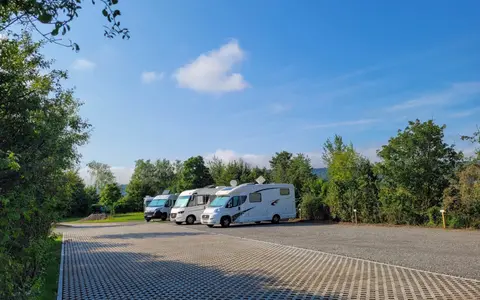 Wohnmobilstellplatz Wiesenbronn