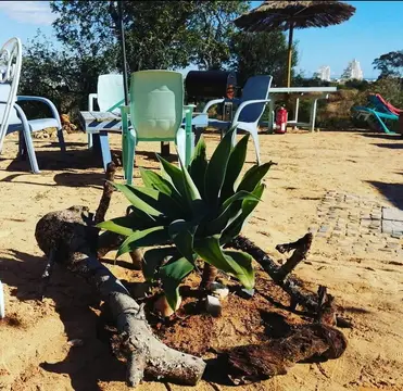 Elodie & Romy's Algarve Camping Car Park