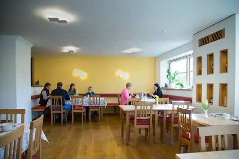 Weingut & Pension Claußen-Wintzheimer