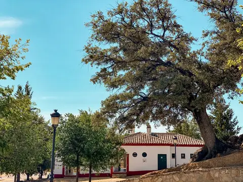Camping Pueblo Blanco