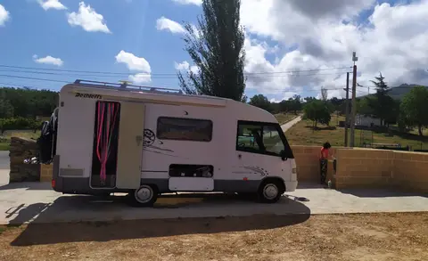 Area Autocaravanas "Pico Cervero"