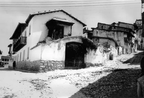 Área-Parking de Peñarroya de Tastavins