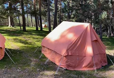Albergue Juvenil Campamento Alto de León