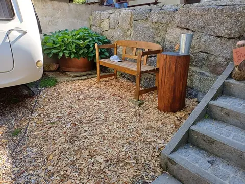 Wohnmobilstellplatz von Neveu