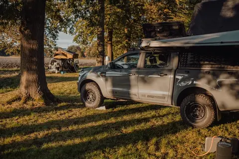 Hinterland Camp