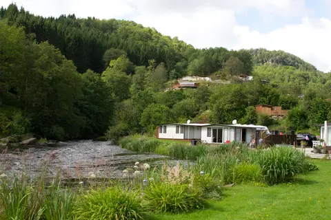 Bakkaåno Camping & Gjestegård