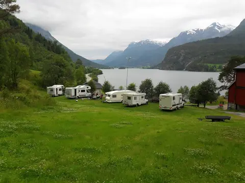 Holmevik Camping og Hytter
