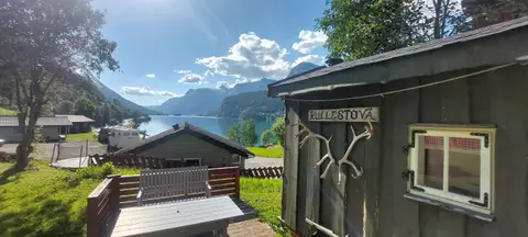 Holmevik Camping og Hytter