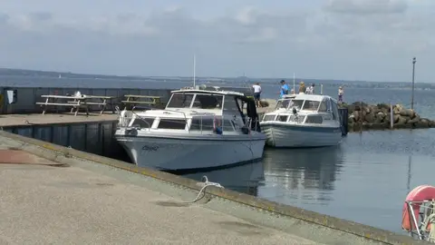 Skødshoved Bro Jollehavn