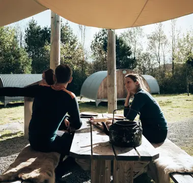 Hikers nests