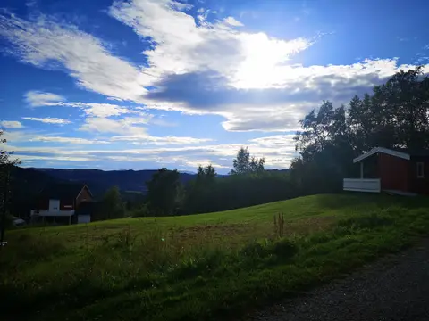 Lauvåsen Gård - Camping og Hytter
