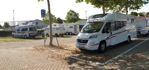 Wohnmobilstellplatz Schwetzingen
