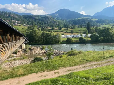 Area sosta camper Cermis
