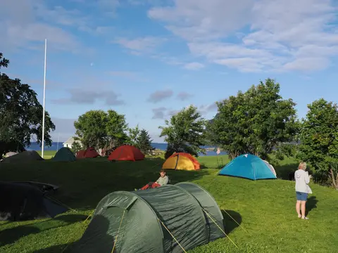 Basecamp Vega