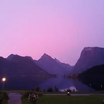 Hjørundfjord Camping