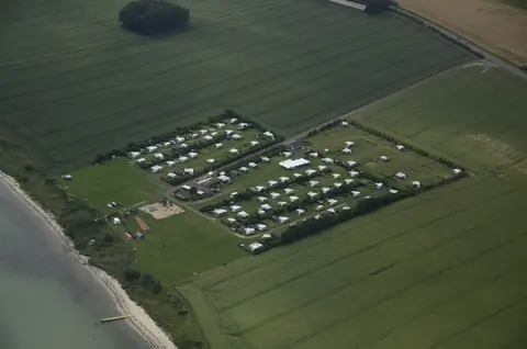 NFJ Naturist- Familiecamping / FKK Camping