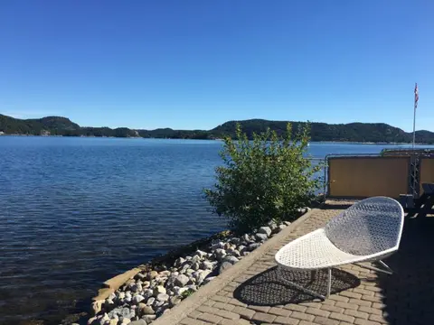 Moen Camping