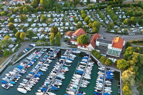 Camping Schloss Helmsdorf