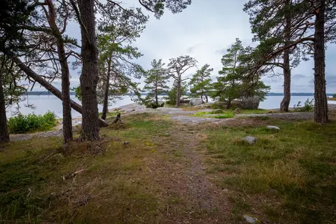 Kustavin Lootholma