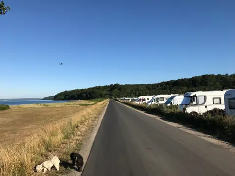 Rosenvold Strand Camping Parkering